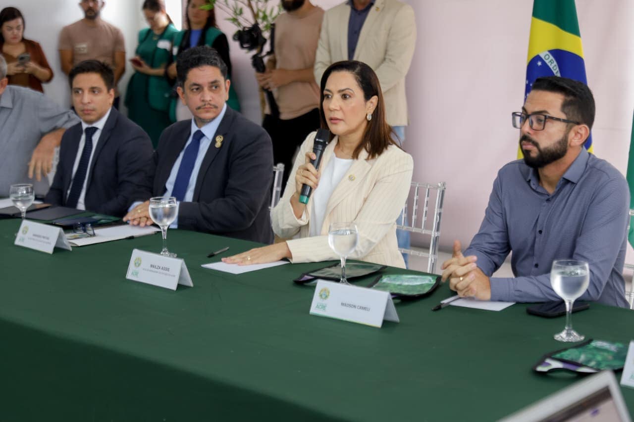 Vice-governadora Mailza se reúne com secretários e presidentes de autarquias para transição de gestão