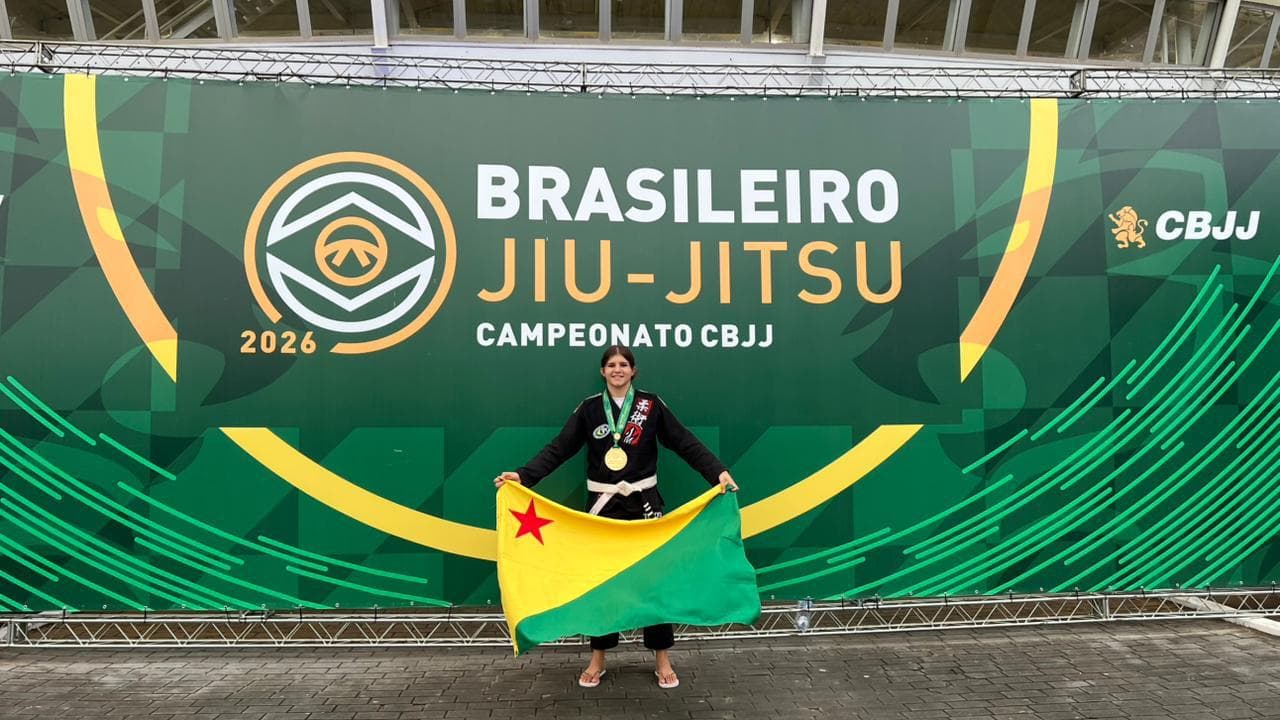 Com apoio do Estado, estudante de Cruzeiro do Sul conquista medalha de ouro no Campeonato Brasileiro de Jiu-Jitsu