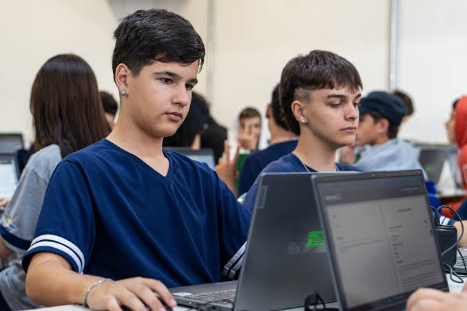 Estudantes do Acre podem concorrer a até R$ 10 mil em olimpíada nacional de Inteligência Artificial Aplicada  